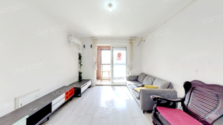 路劲上海派君悦华庭二手房实景图