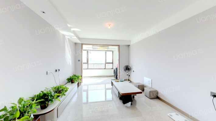 万科翡翠四季C区二手房实景图