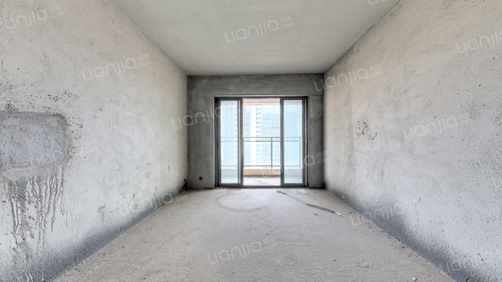 万燊花苑二手房实景图