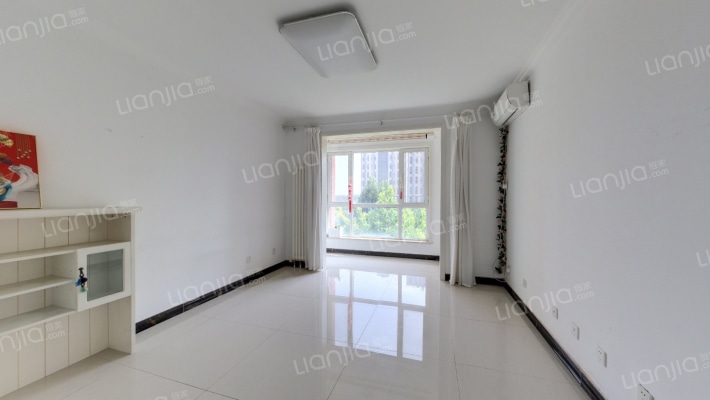 国际花园3号院二手房实景图