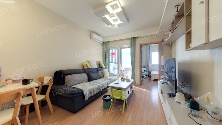 万科城秋棠苑二手房实景图