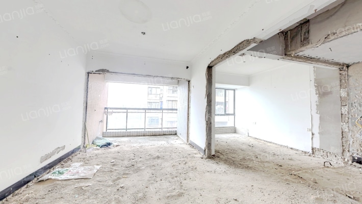 中铁 · 锦域蓝湾二手房实景图