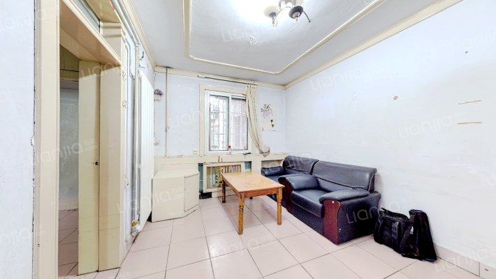 纬四路23号院二手房实景图