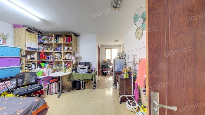 美博公寓二手房实景图