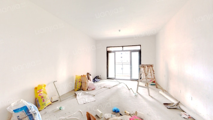 中振湖霞郡二手房实景图