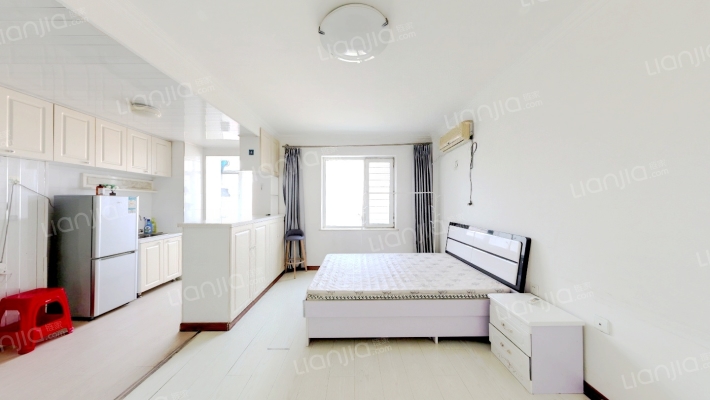 汇宝国际花园B区二手房实景图