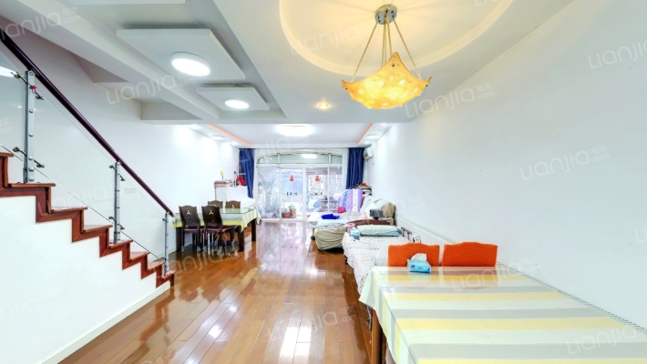 新上海弄里人家二手房实景图