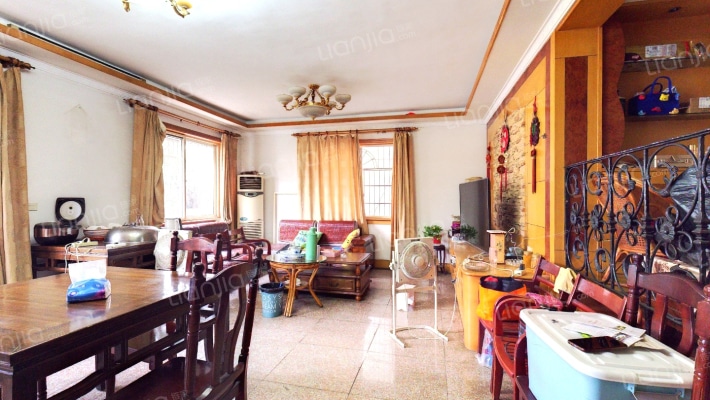 东兴小区二手房实景图