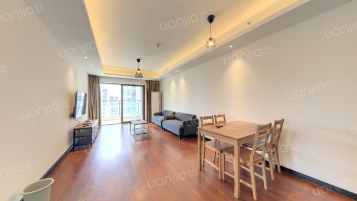 万科翡翠公园二手房实景图