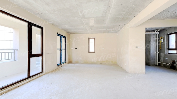 龙湖滟澜山二手房实景图