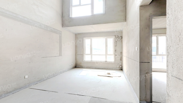 世茂国风龙院一期二手房实景图