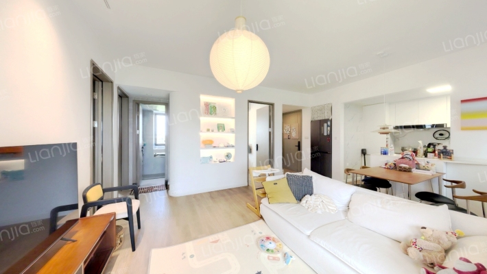 华侨城湖岸二手房实景图