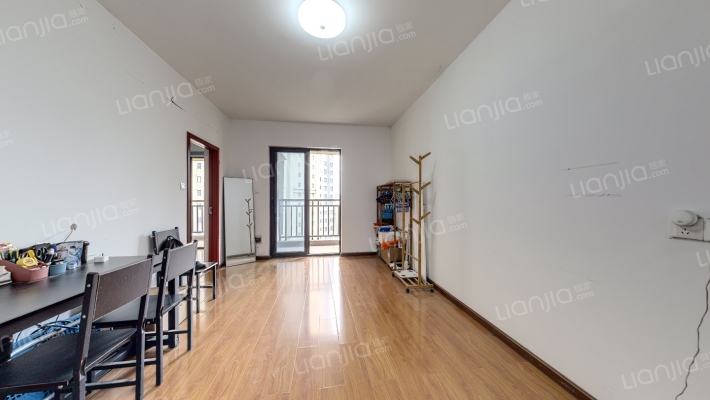 中建南湖壹号二手房实景图