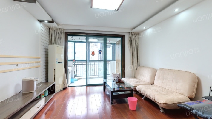 明发滨江一期二手房实景图