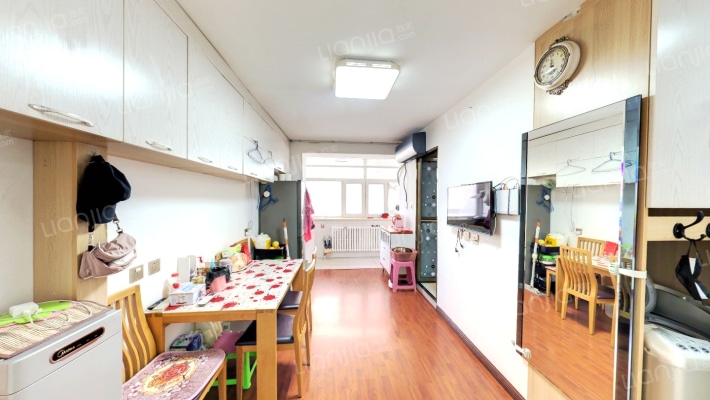 老三栋小区二手房实景图