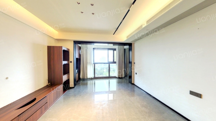 中海观澔府二手房实景图