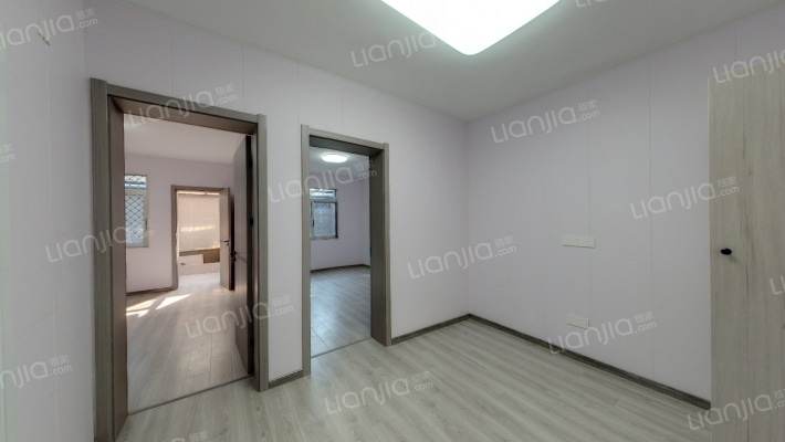 解放路10号二手房实景图