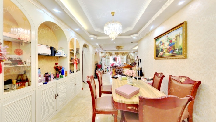 波波城二手房实景图