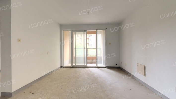 荣盛花语馨苑二手房实景图