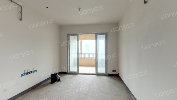 泽科港城国际一期二手房实景图