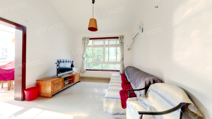 中国青城1期二手房实景图