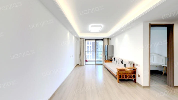 中奥滨河境二手房实景图