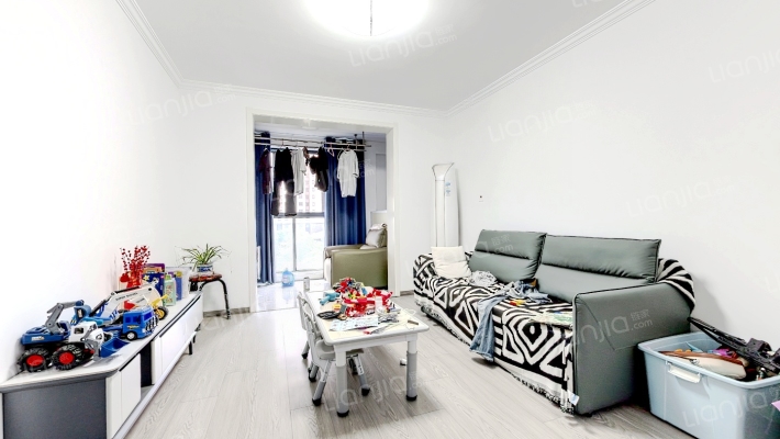 新景南苑二手房实景图