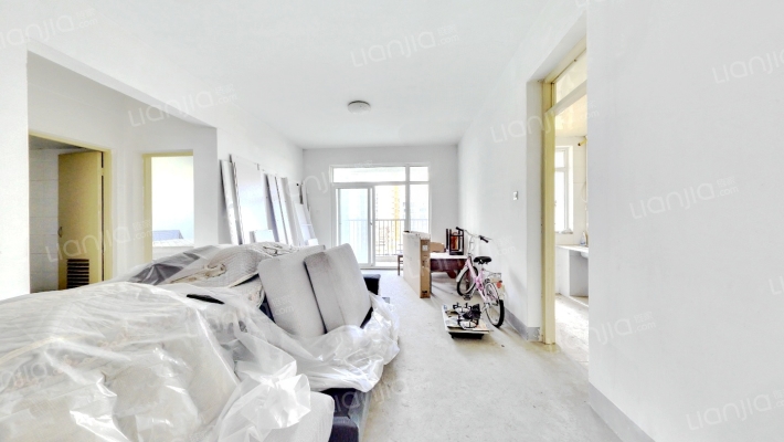 八二一小区二手房实景图