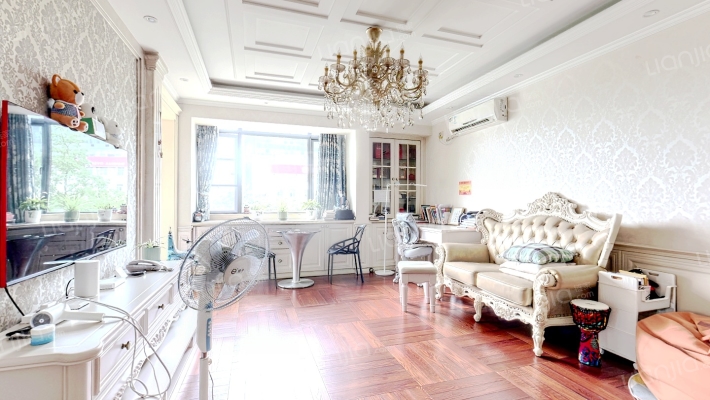 岸上玫瑰北区二手房实景图