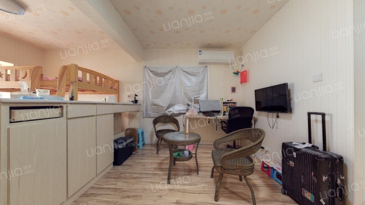 兰蒂斯城3期二手房实景图