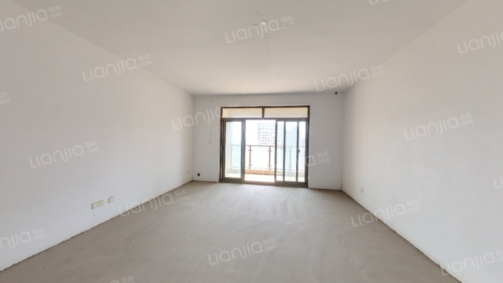 藏龙御景二手房实景图