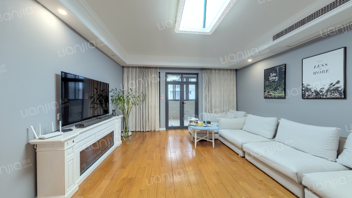 丽天花园二手房实景图