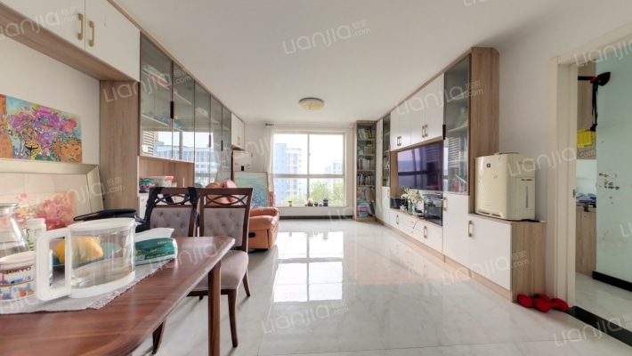 鸿顺园东区二手房实景图