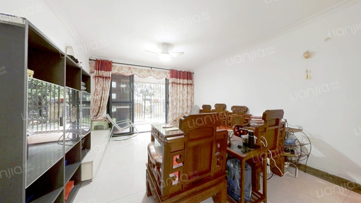 万科四季花城玉兰苑二手房实景图