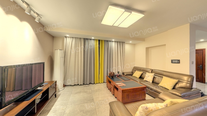 和堂二手房实景图