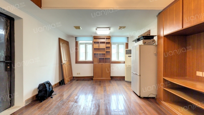 潼港一村二手房实景图