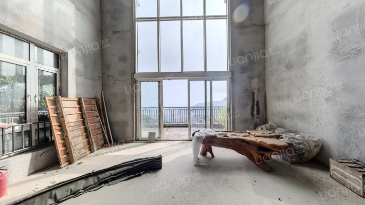 东部华侨城天麓八区二手房实景图