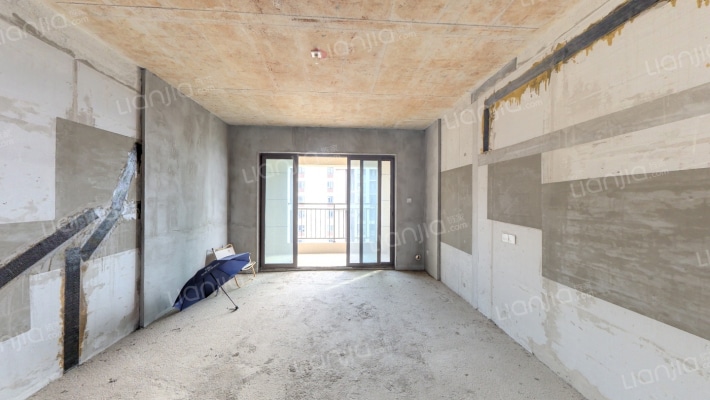 龙湖春江悦茗二手房实景图