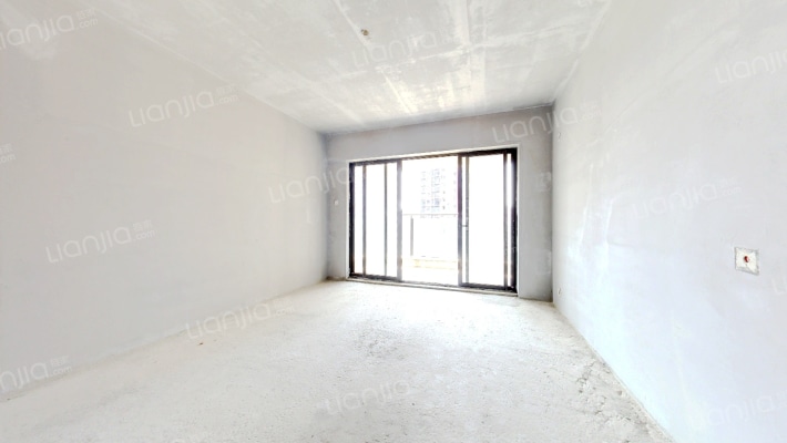 星河丹堤V区二手房实景图