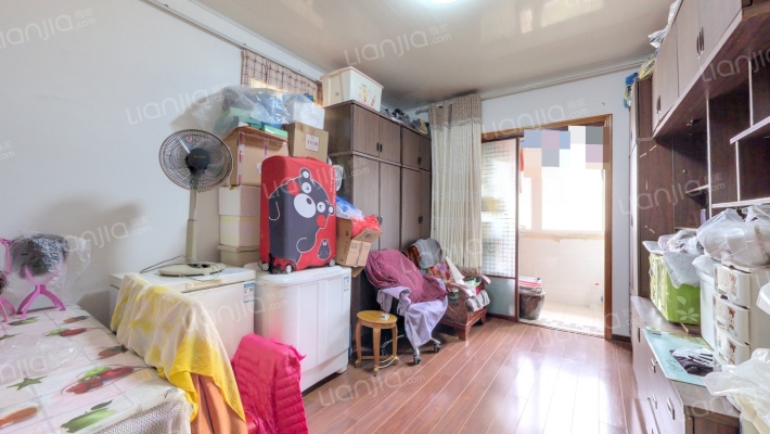 普德村132号二手房实景图