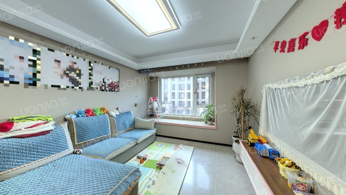 华润置地大连湾国际社区C4区二手房实景图