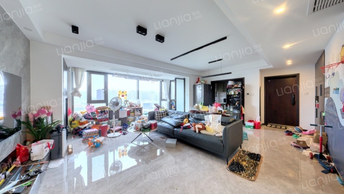 中粮鸿云二手房实景图