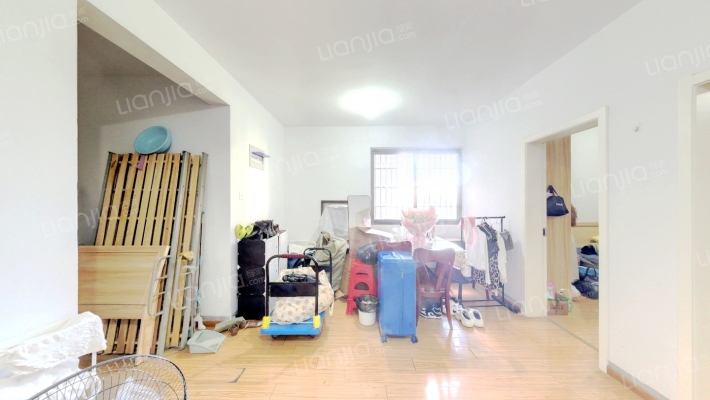 青年新苑二手房实景图