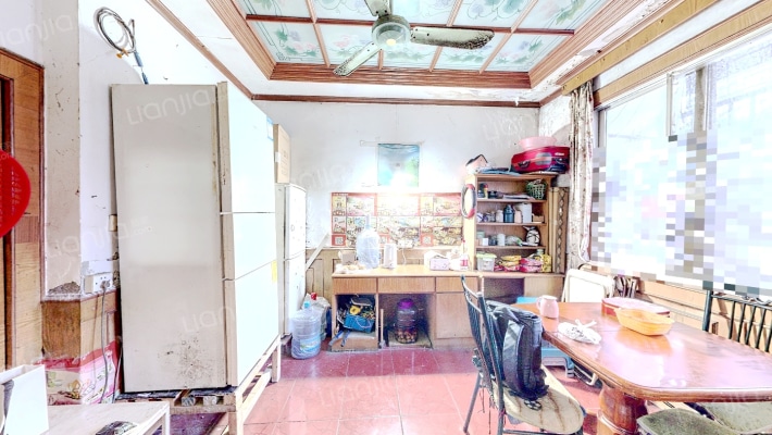 压赛倪家堰二手房实景图