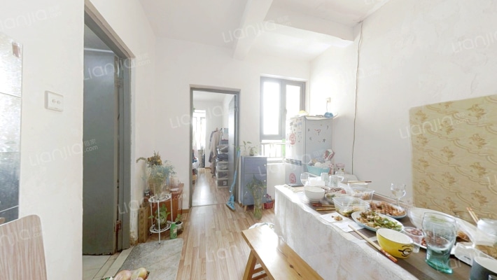临芳苑四区二手房实景图