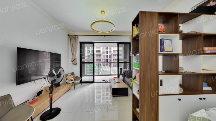 新怡豪门二手房实景图