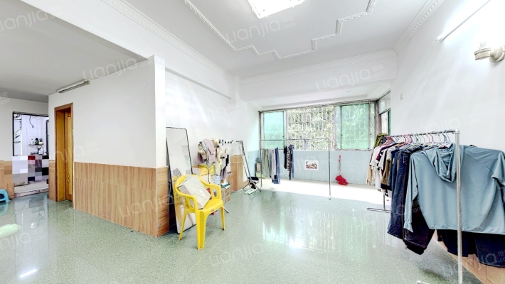 人和华成路二手房实景图