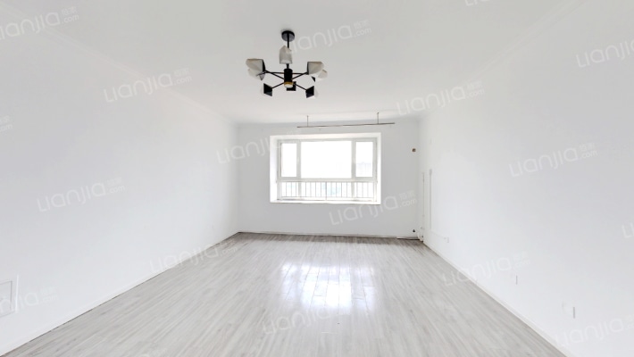 顺通紫辰苑二手房实景图