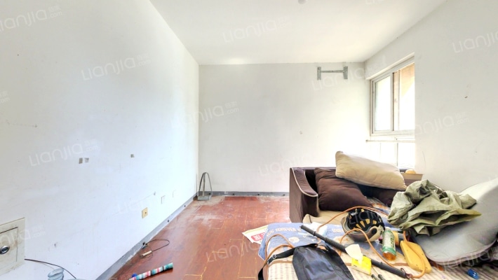 腊山苑小区二手房实景图