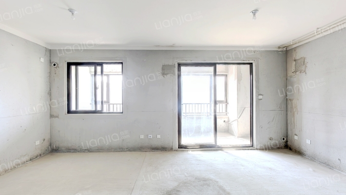 翡丽东方二手房实景图